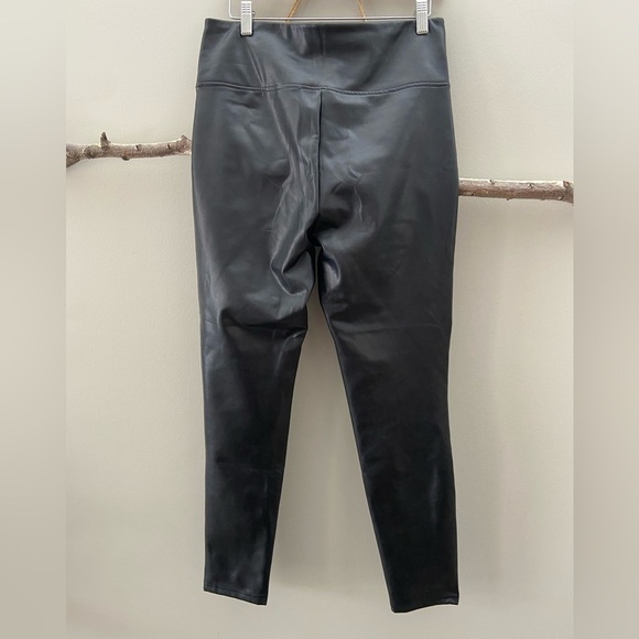 Laundry by Shelli Segal Vegan Leather High Rise Black Leggings - Picture 2 of 4